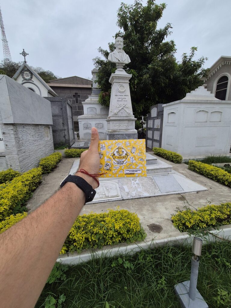 Carta de José Joaquín de Olmedo frente a su monumento